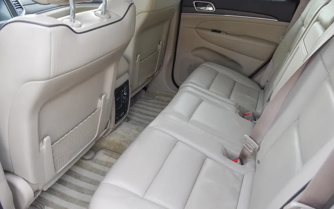 Jeep Grand Cherokee cena 89900 przebieg: 195000, rok produkcji 2015 z Wojkowice małe 781
